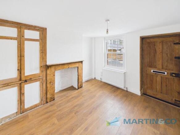 CAM02145G0-PR0101...