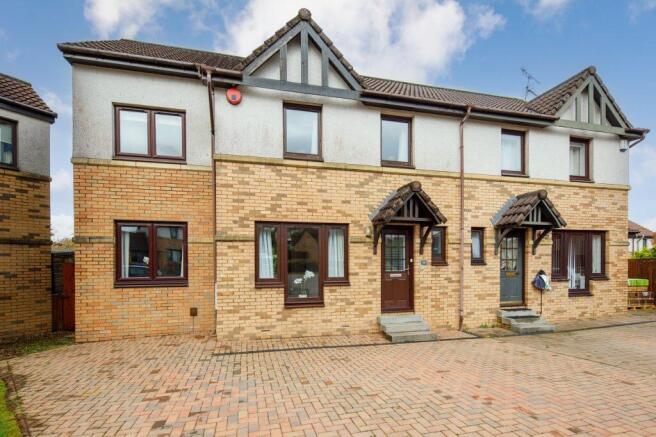 3-bed semi-detached on Bankfoot Place, Newton Mearns, £295,000