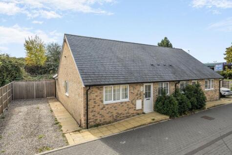 Hitchin Road, Arlesey, SG15