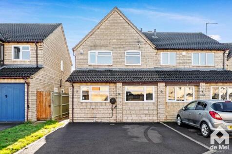 Nortenham Close, Bishops Cleeve, Cheltenham, GL52