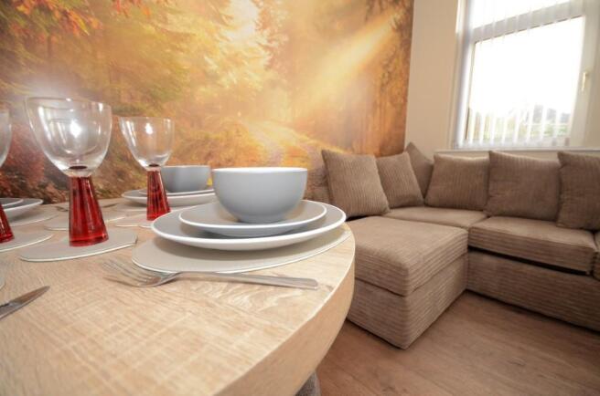 1 bed House Share to rent Image 9