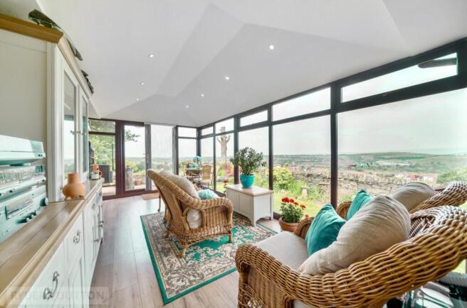 3 bed Detached Bungalow for sale Image 10