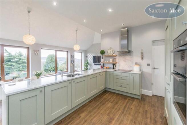 BESPOKE KITCHEN