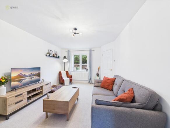 cam04914g0pr0347still015