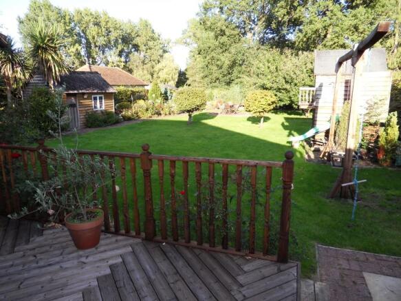 Photo 11