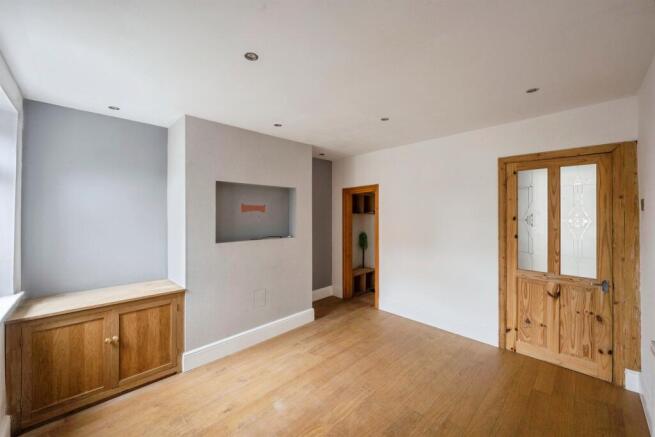 2 bed Terraced for sale Image 6