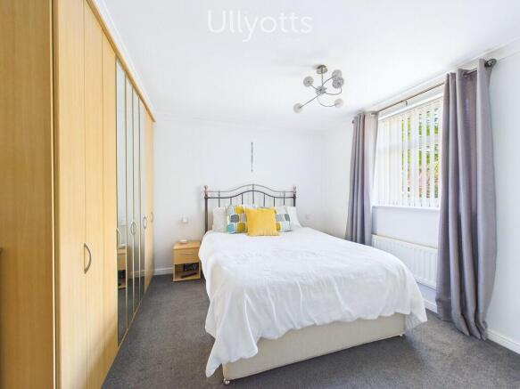 4 bed Detached for sale Image 6