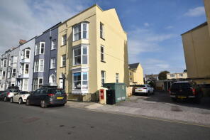 Flat 1, Beaufort House, Victoria Street, Tenby SA70 7DY