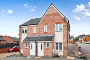 35, St Hilda Gardens, Basingstoke RG24 9QN
