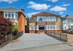 220, Ringwood Road, Southampton SO40 8EB
