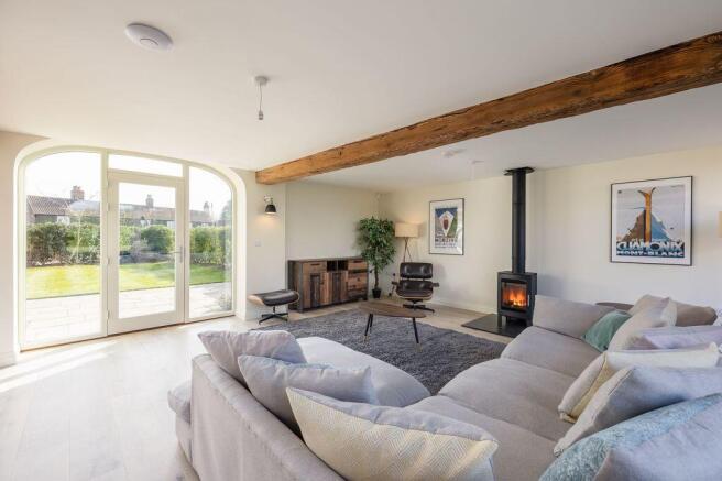 4 bed Barn Conversion for sale Image 8