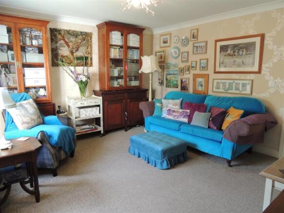 Lounge: