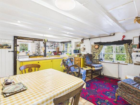 Kitchen/Dining