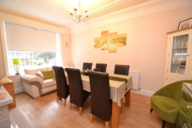 3 bed Semi-Detached for sale Image 7