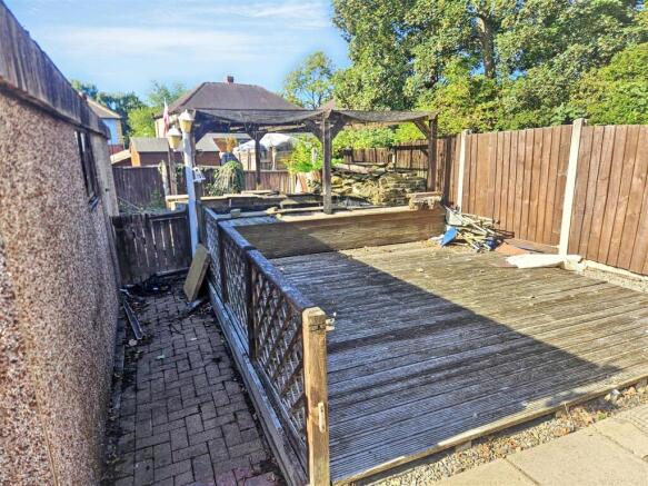 3 bed Semi-Detached for sale Image 9