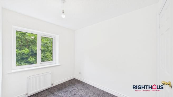 2 bed Terraced to rent Image 7