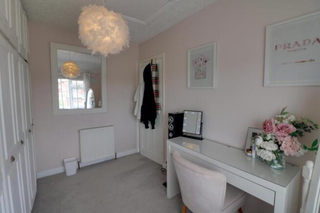 3 bed Semi-Detached for sale Image 11