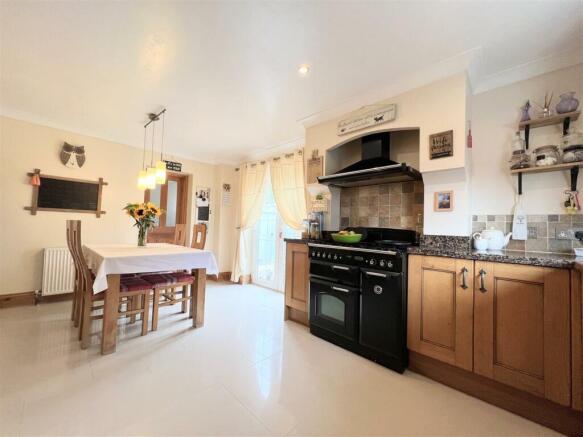 Kitchen Diner