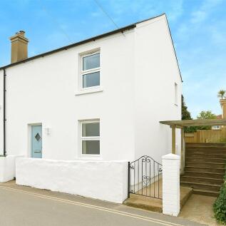 Grafton Lane, Sandown, Isle of Wight, PO36