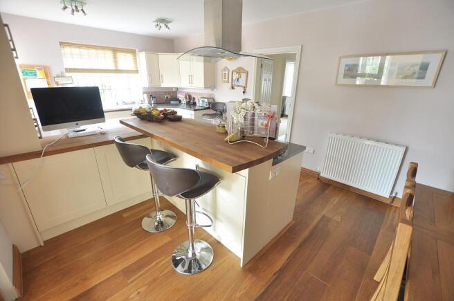 Kitchen/Breakfast Room