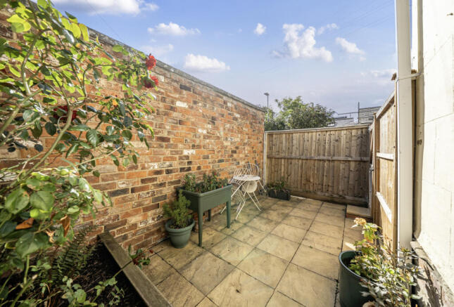 1345076-3-68b5b65...