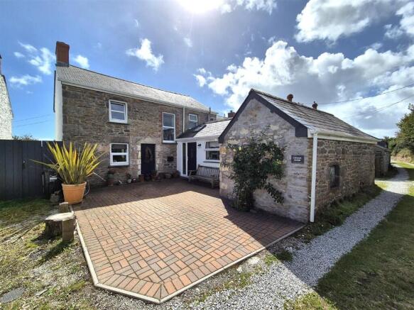 Fowlfield Row, Breage photo 2
