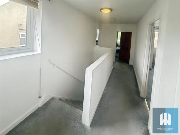 5 bed Detached to rent Image 11