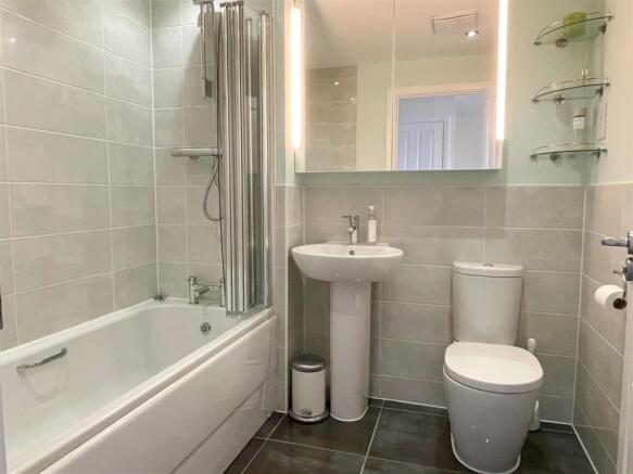 Bath 1.JPG