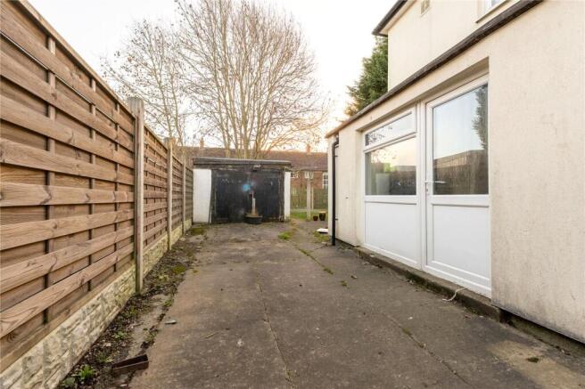 3 bed Semi-Detached for sale Image 10