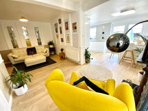 Dining room/snug
