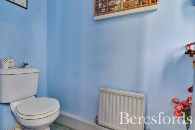 Cloakroom/Wc