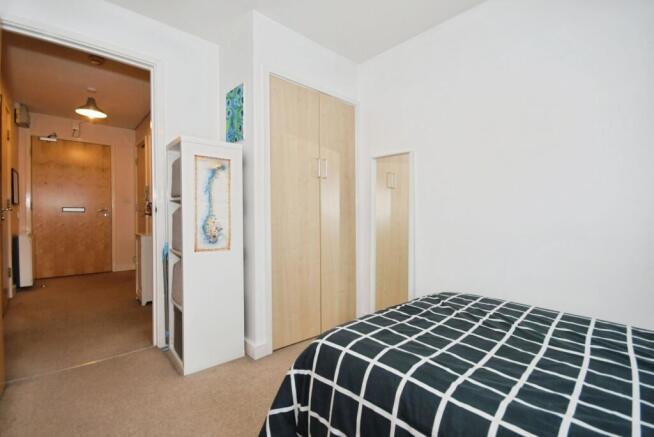 2 bed Apartment for sale Image 11