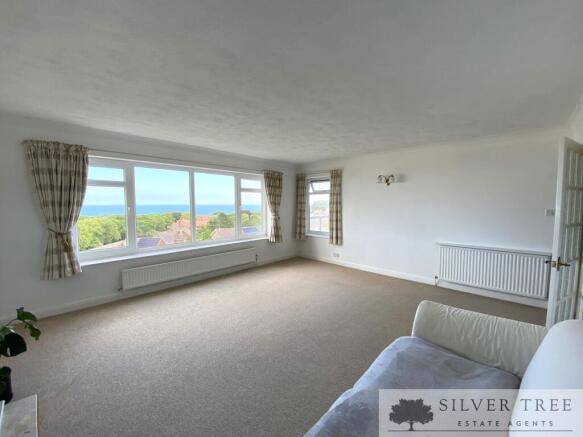 3 bed Apartment for sale Image 11
