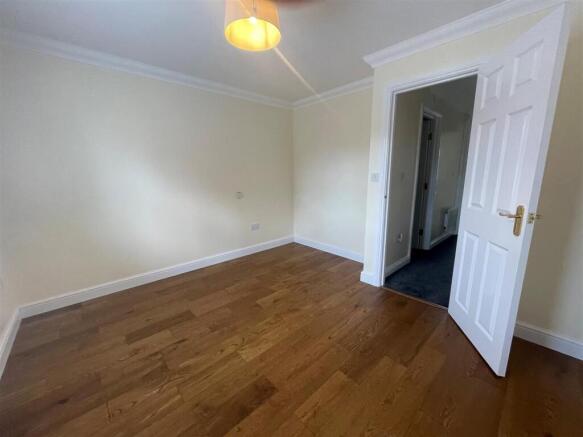 Photo Bedroom.jpg