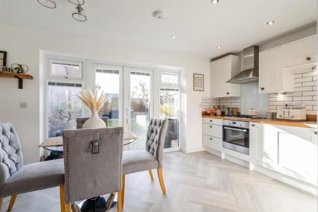 30 Dewberry Road_4.jpg