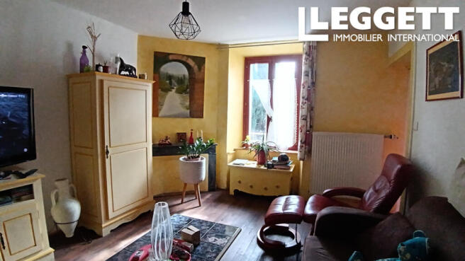Photo 3