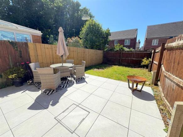 Rear Garden b.jpg