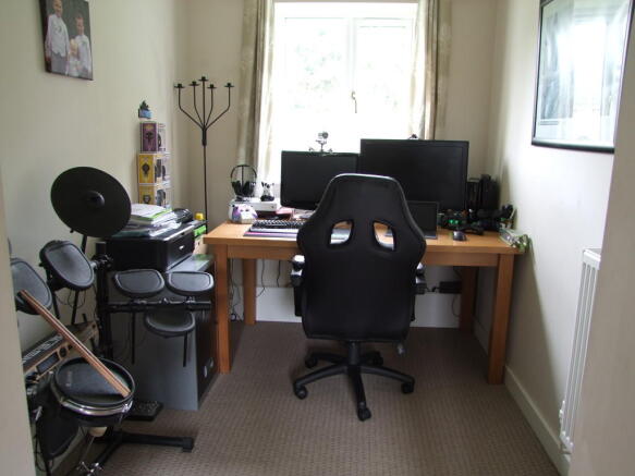 Photo 8