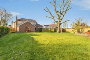 2, The Meadows, Attleborough NR17 1BF