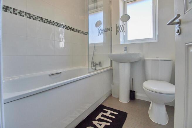 Bathroom to Rear