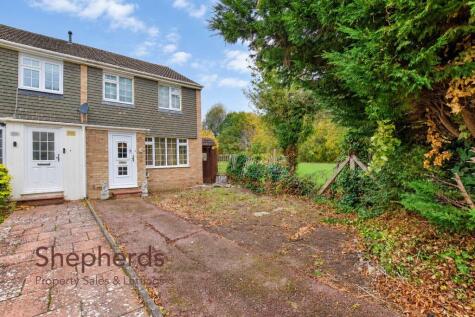 Claremont, Goffs Oak, EN7
