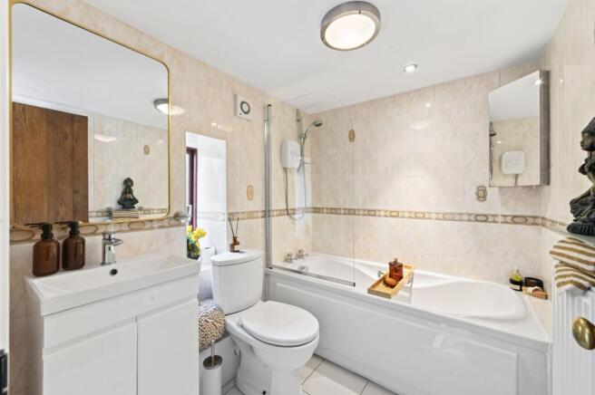 3 bed Detached for sale Image 5