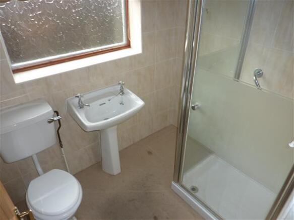 SHOWER ROOM