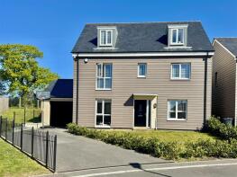 41, Saddlers Way, Plymouth PL5 4EH
