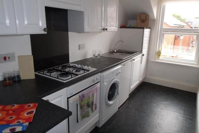 Kitchen 1.JPG