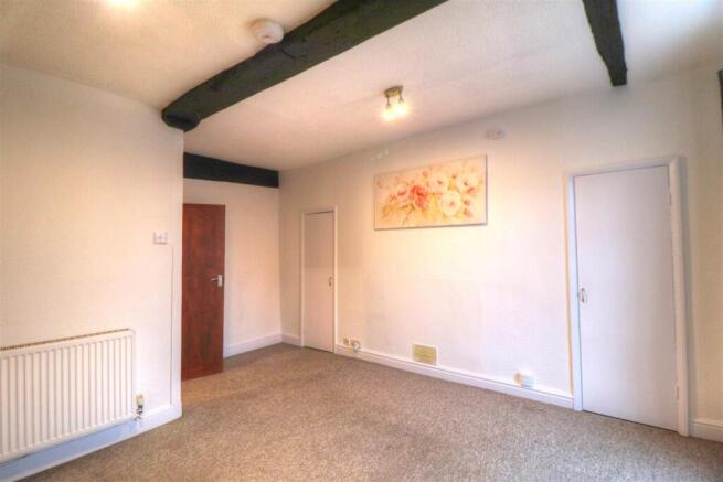 Living Room/Kitchen