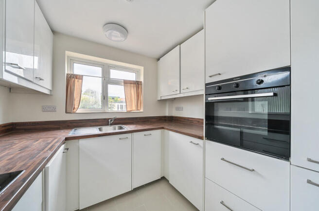 1312000-11-684ff4...