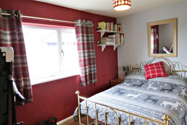 Bedroom 2: