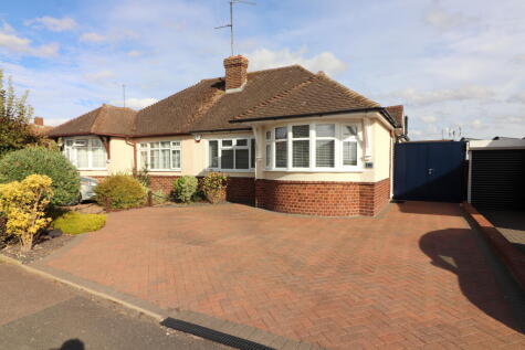 Gooseberry Hill, Warden Hills, Luton, LU3 2DY
