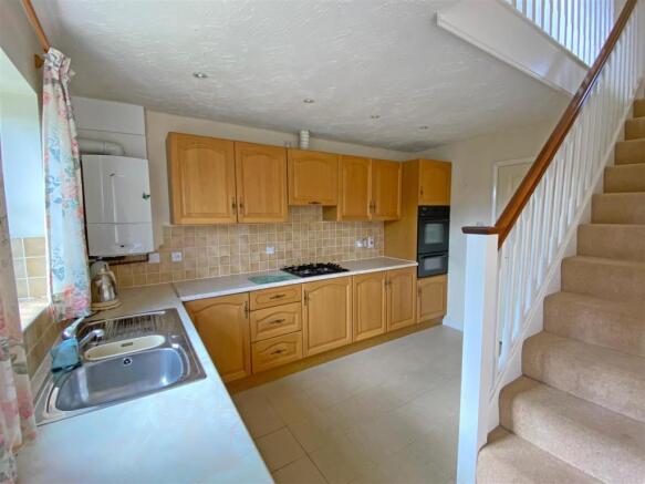 Kitchen/ Dining room
